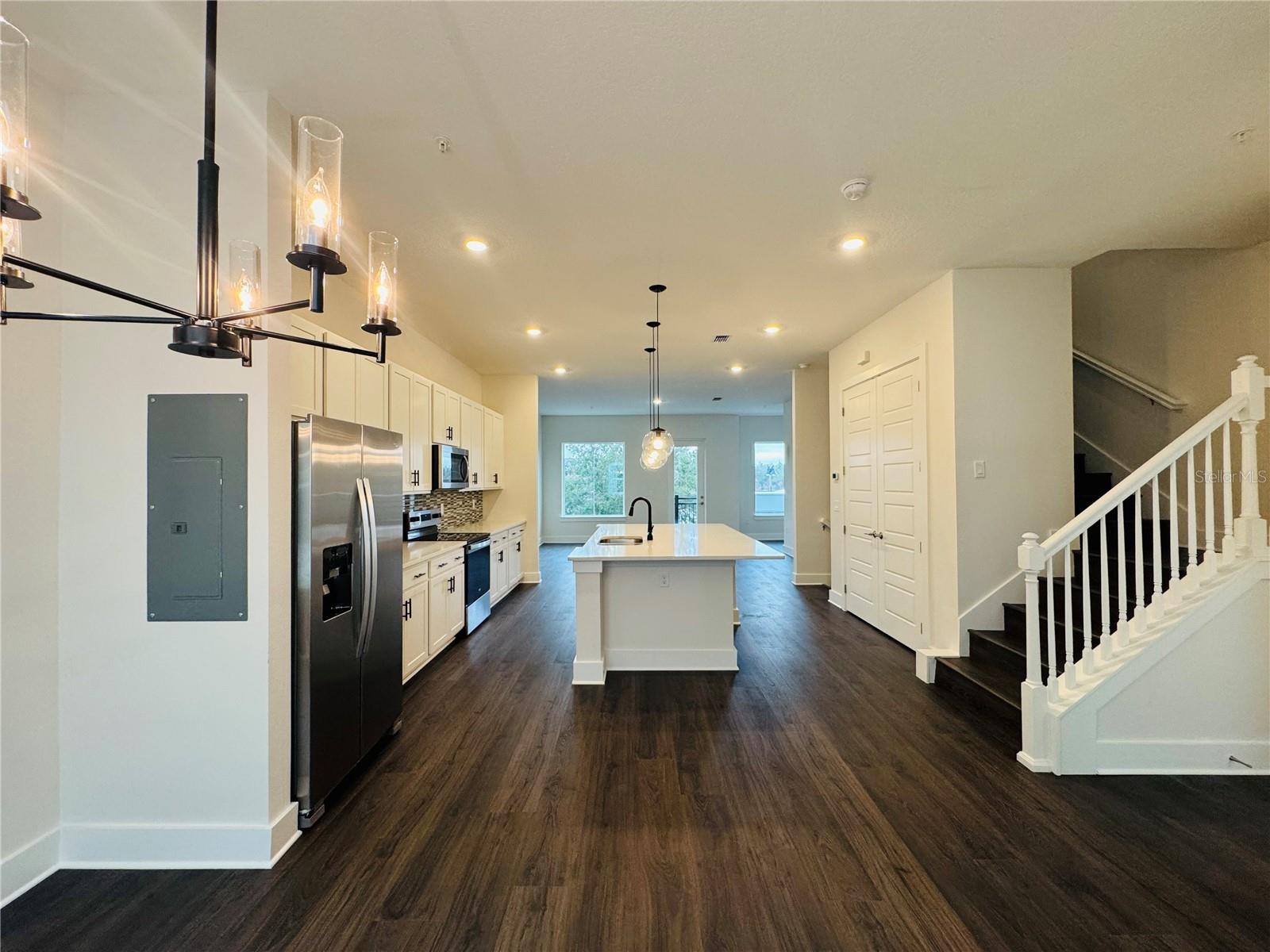 Listing photo id 15 for 328 Center Lake Lane A-4