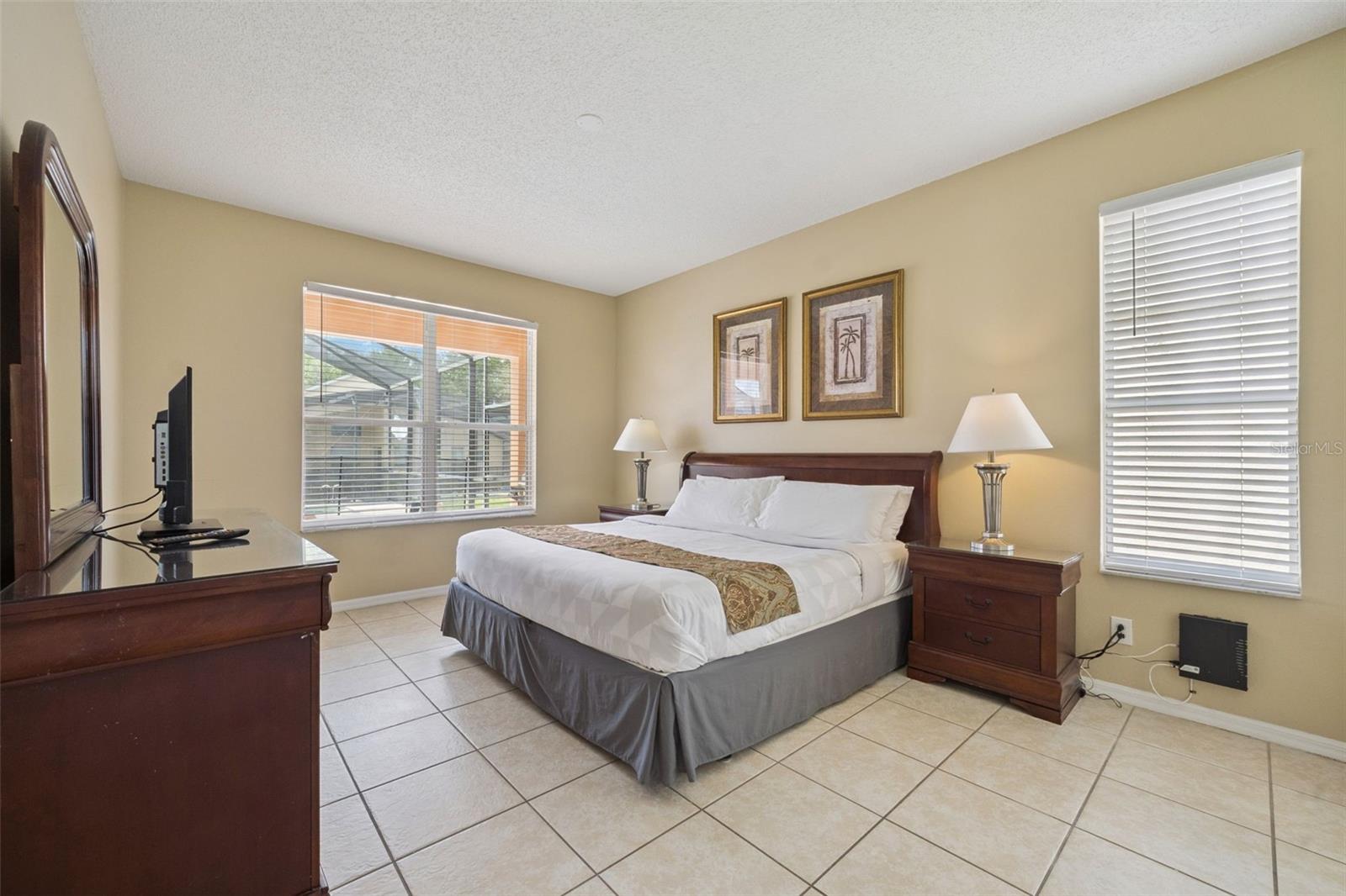 Image 16 of 68 For 8550 Sunrise Key Drive