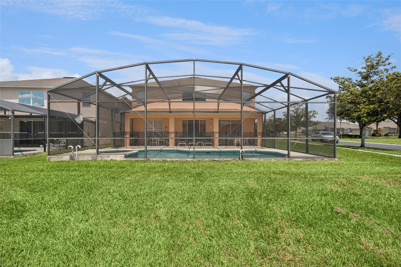Image 31 of 68 For 8550 Sunrise Key Drive