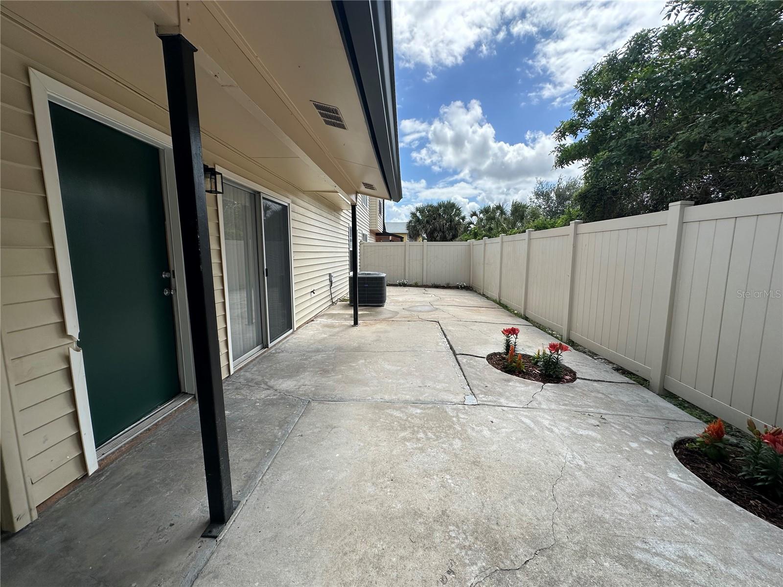 Image 4 of 32 For 1817 Townhall Lane 1817