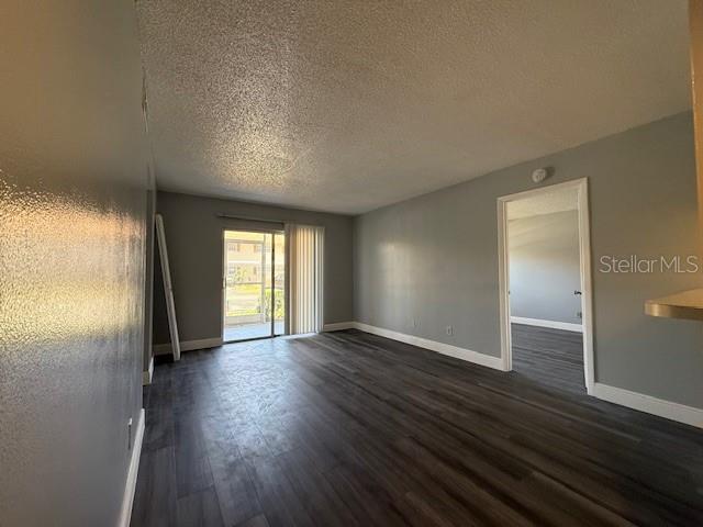 Image 4 of 14 For 1656 Sunny Brook Lane Ne L102