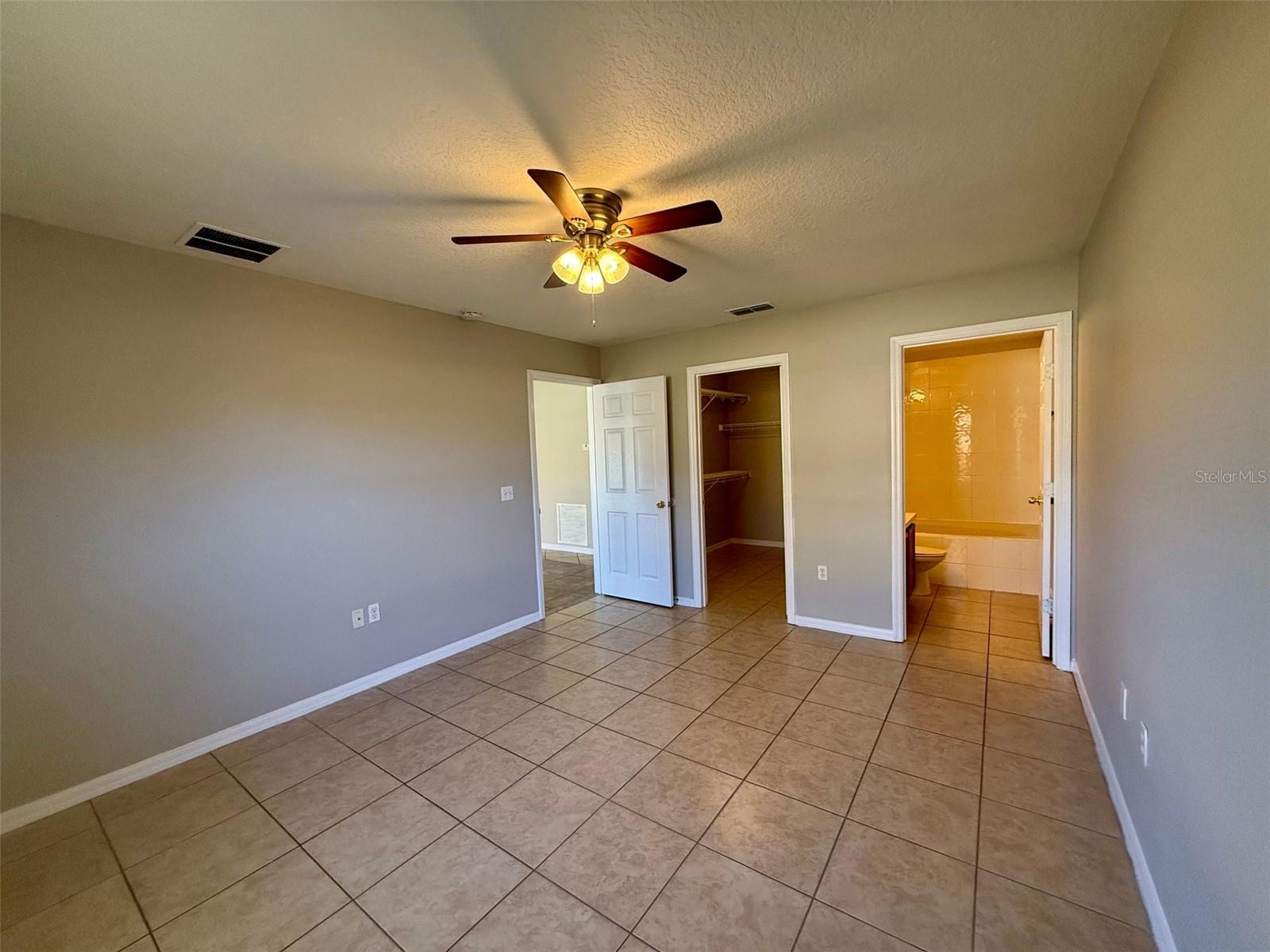 Image 16 of 18 For 442 Flamingo Court