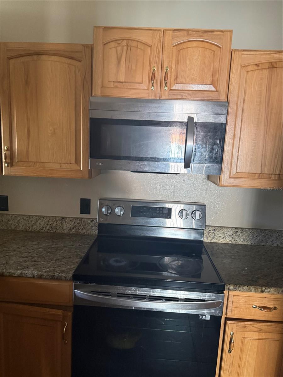 Image 6 of 24 For 8860 Lambert Lane