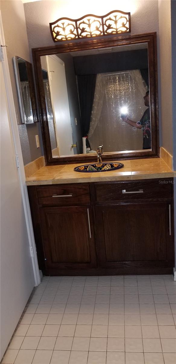 Image 8 of 21 For 5542 Metrowest Boulevard 106