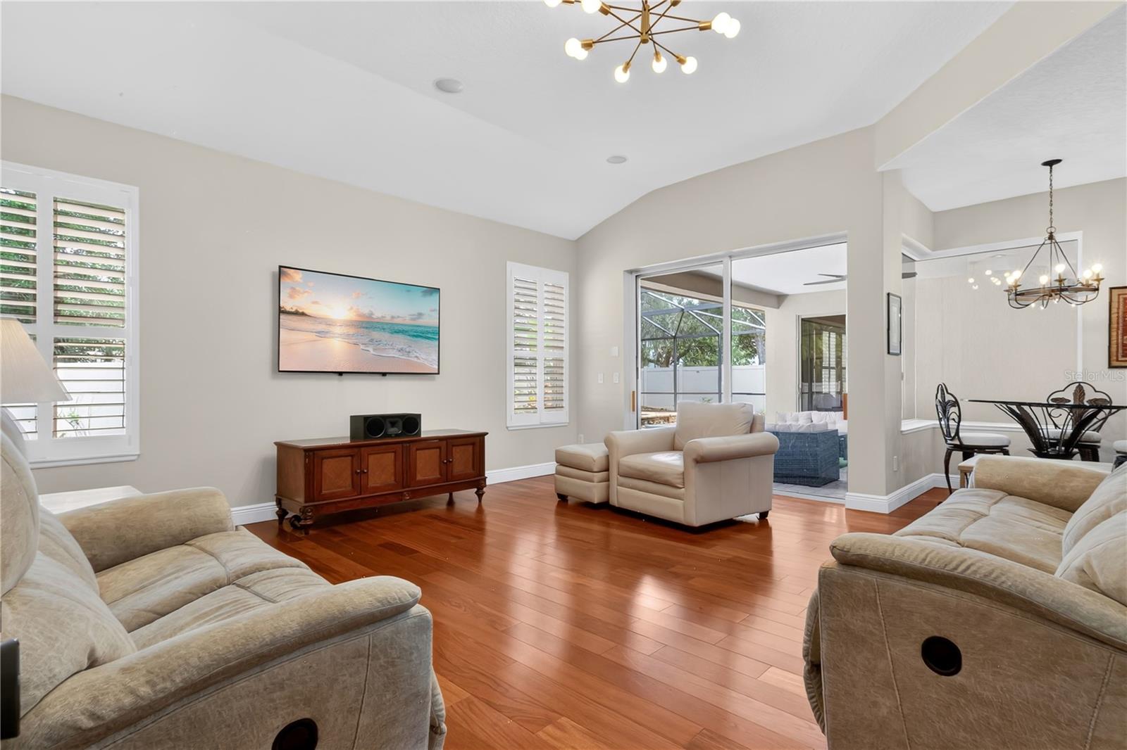 Image 8 of 40 For 6361 Bordeaux Circle