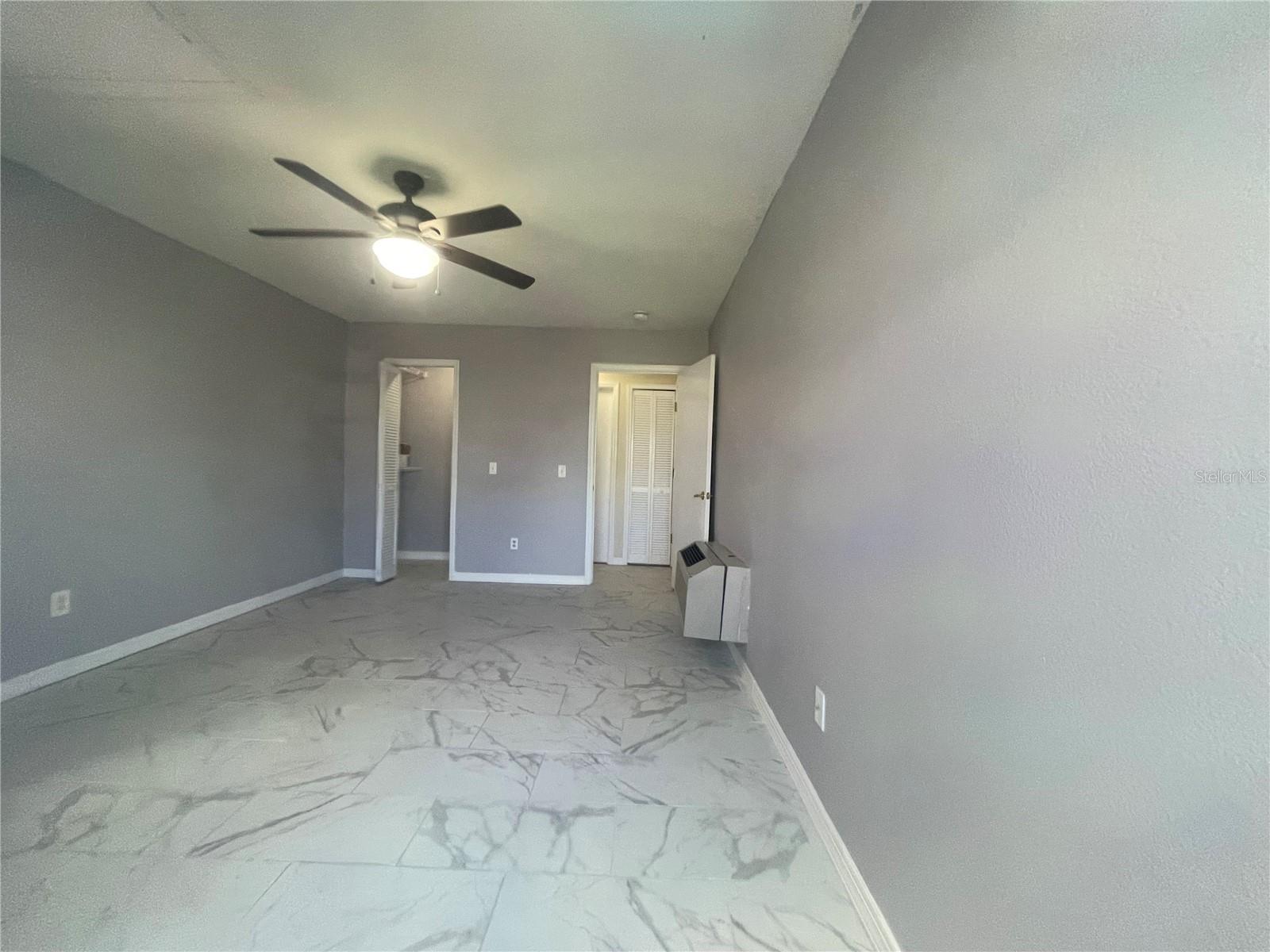Image 22 of 41 For 227 Orchid Drive