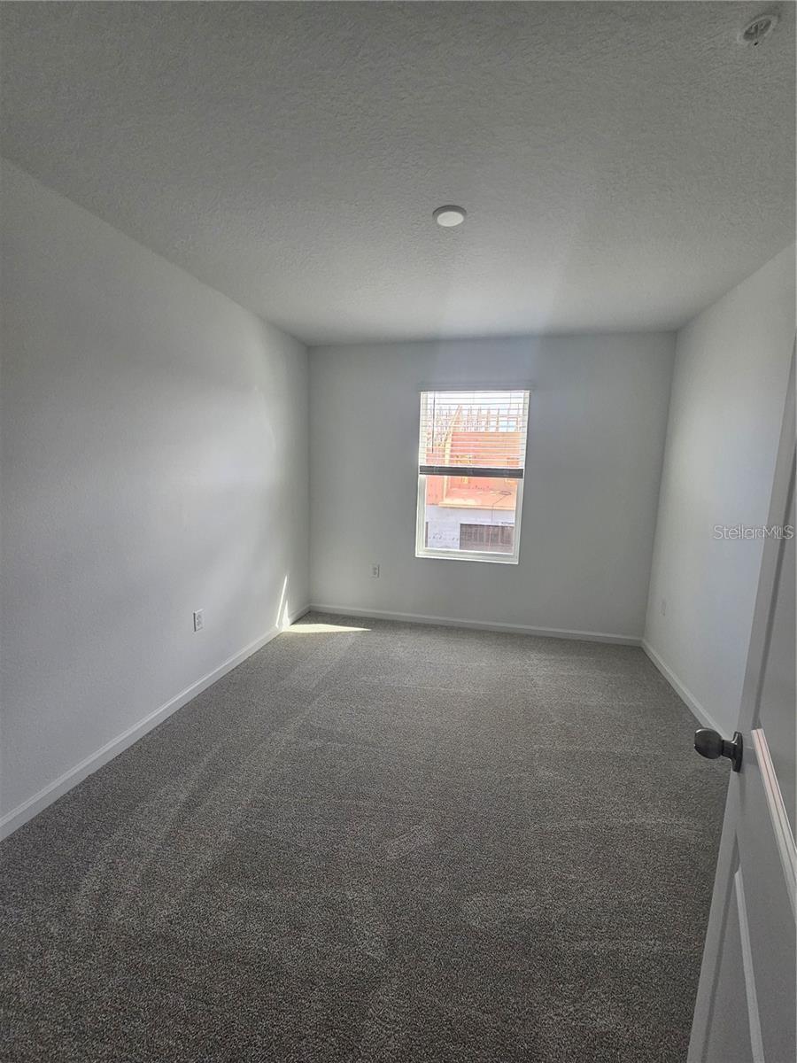Image 16 of 23 For 11599 Sunsail Avenue