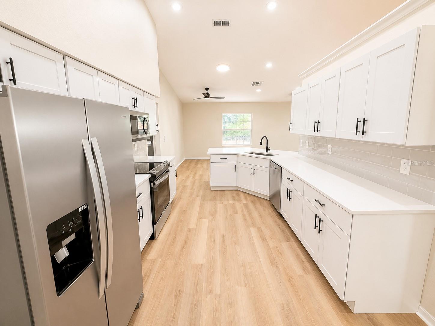 Image 2 of 17 For 17440 112th Avenue