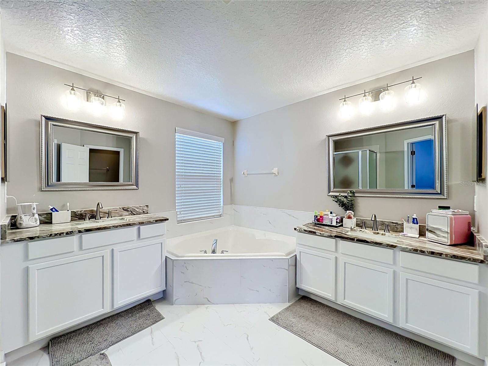 Image 70 of 99 For 12703 Moss Park Ridge Drive