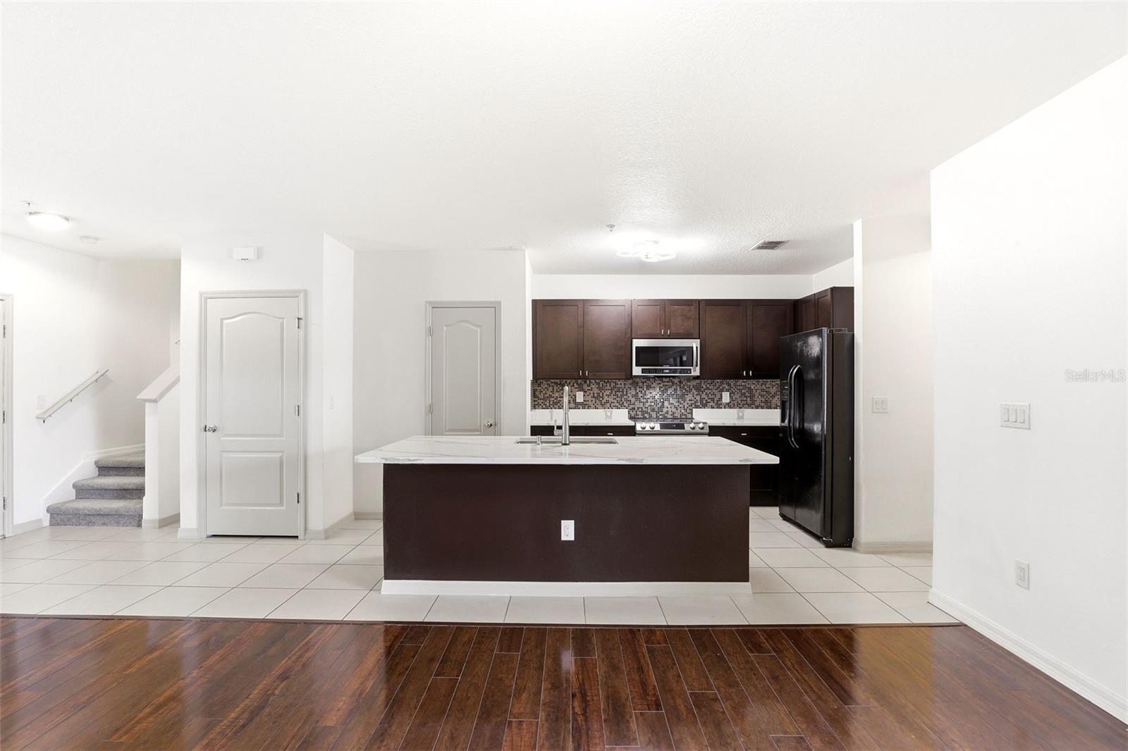 Image 13 of 33 For 4813 Apple Blossom Lane