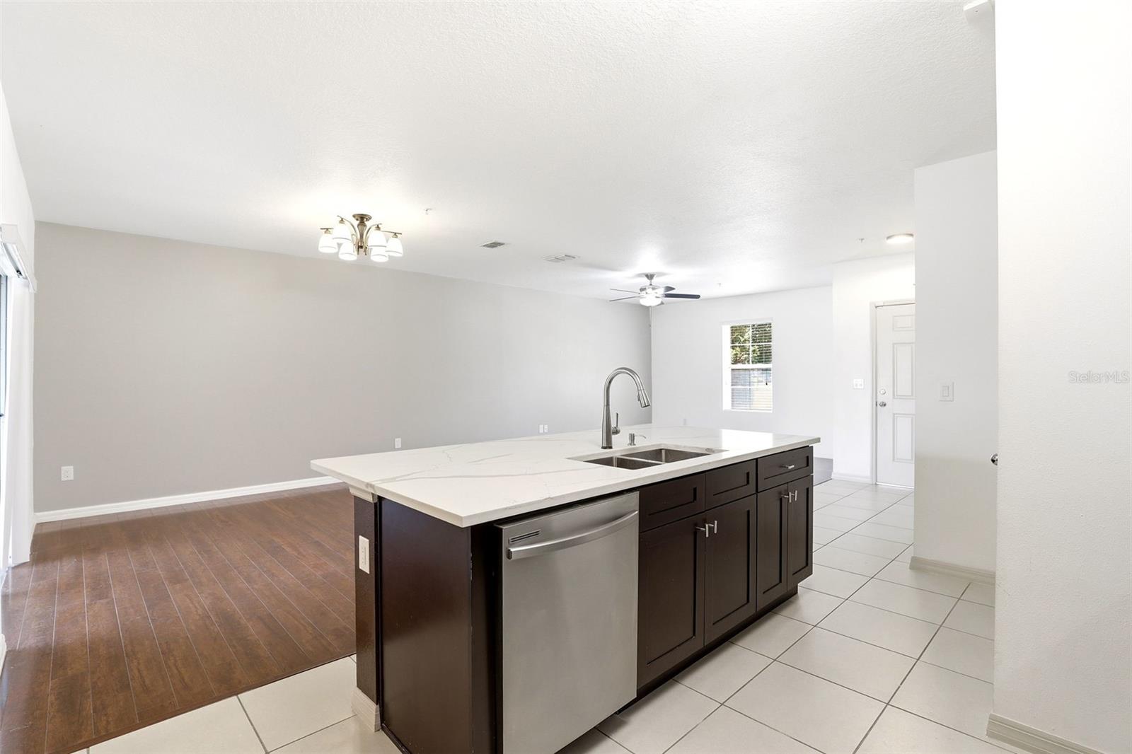 Image 17 of 33 For 4813 Apple Blossom Lane