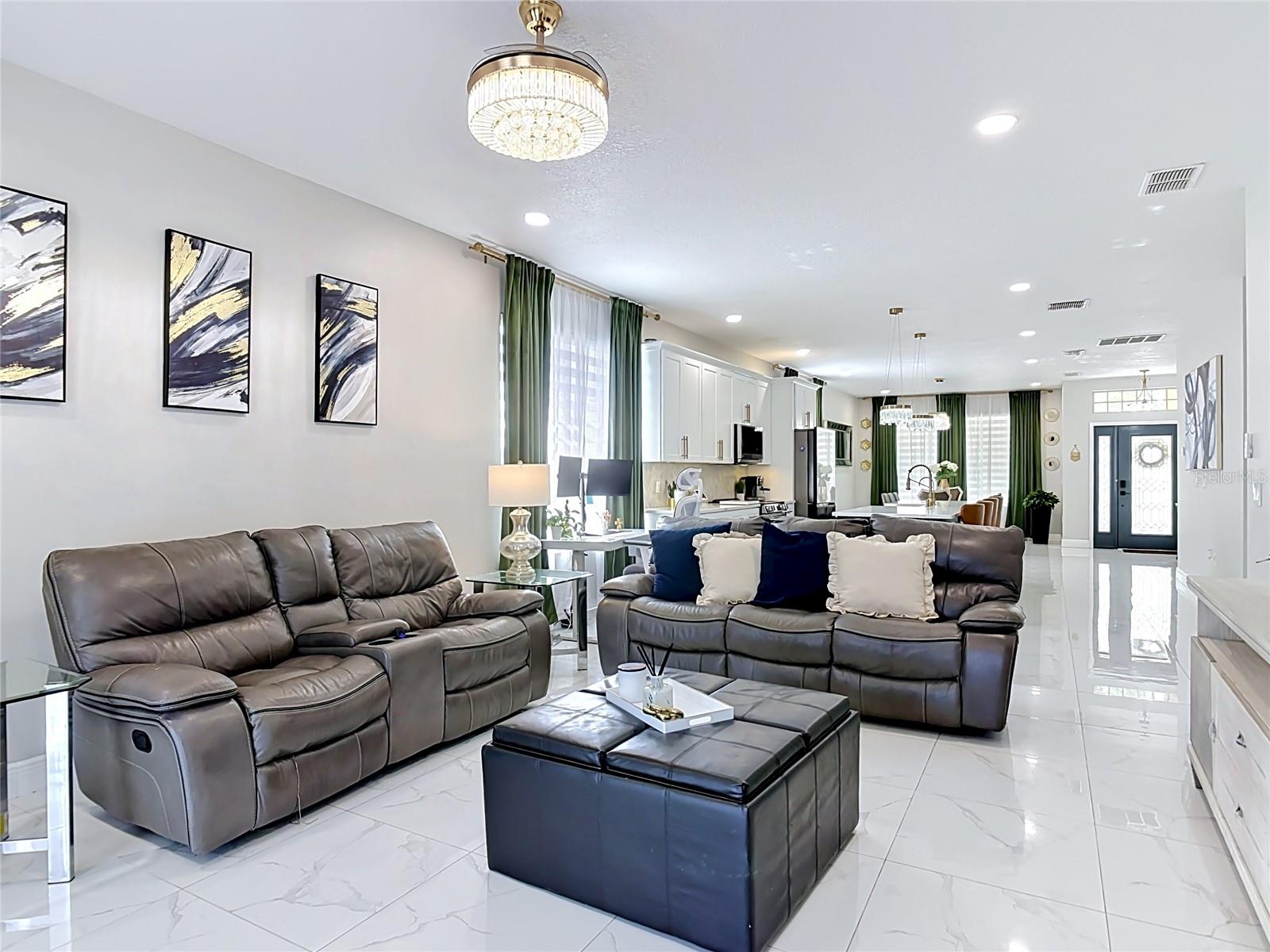 Image 32 of 77 For 168 Bradwick Circle