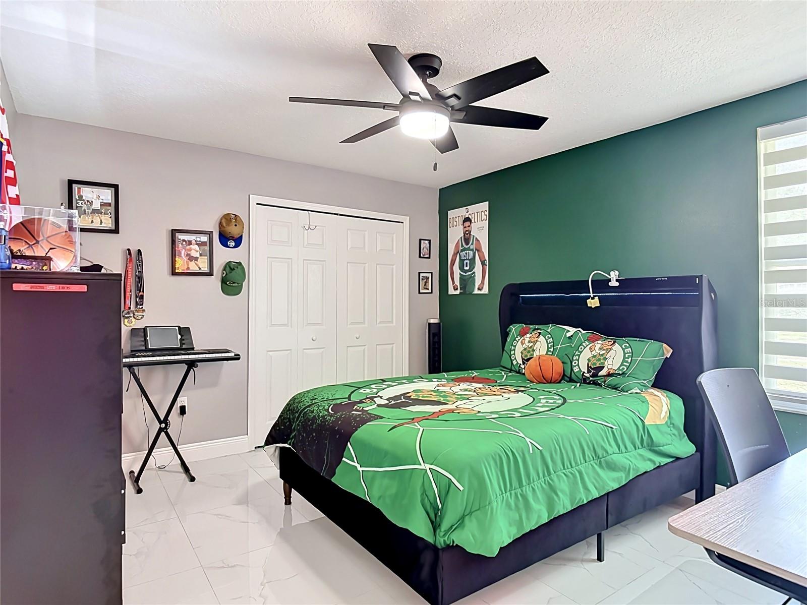 Image 35 of 77 For 168 Bradwick Circle