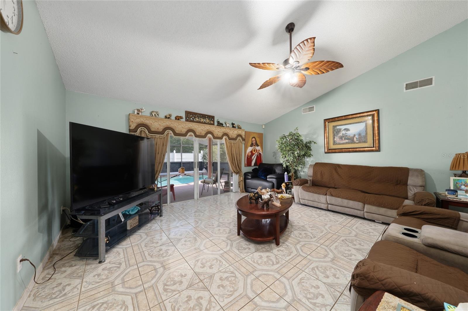 Image 15 of 30 For 2836 Spivey Lane
