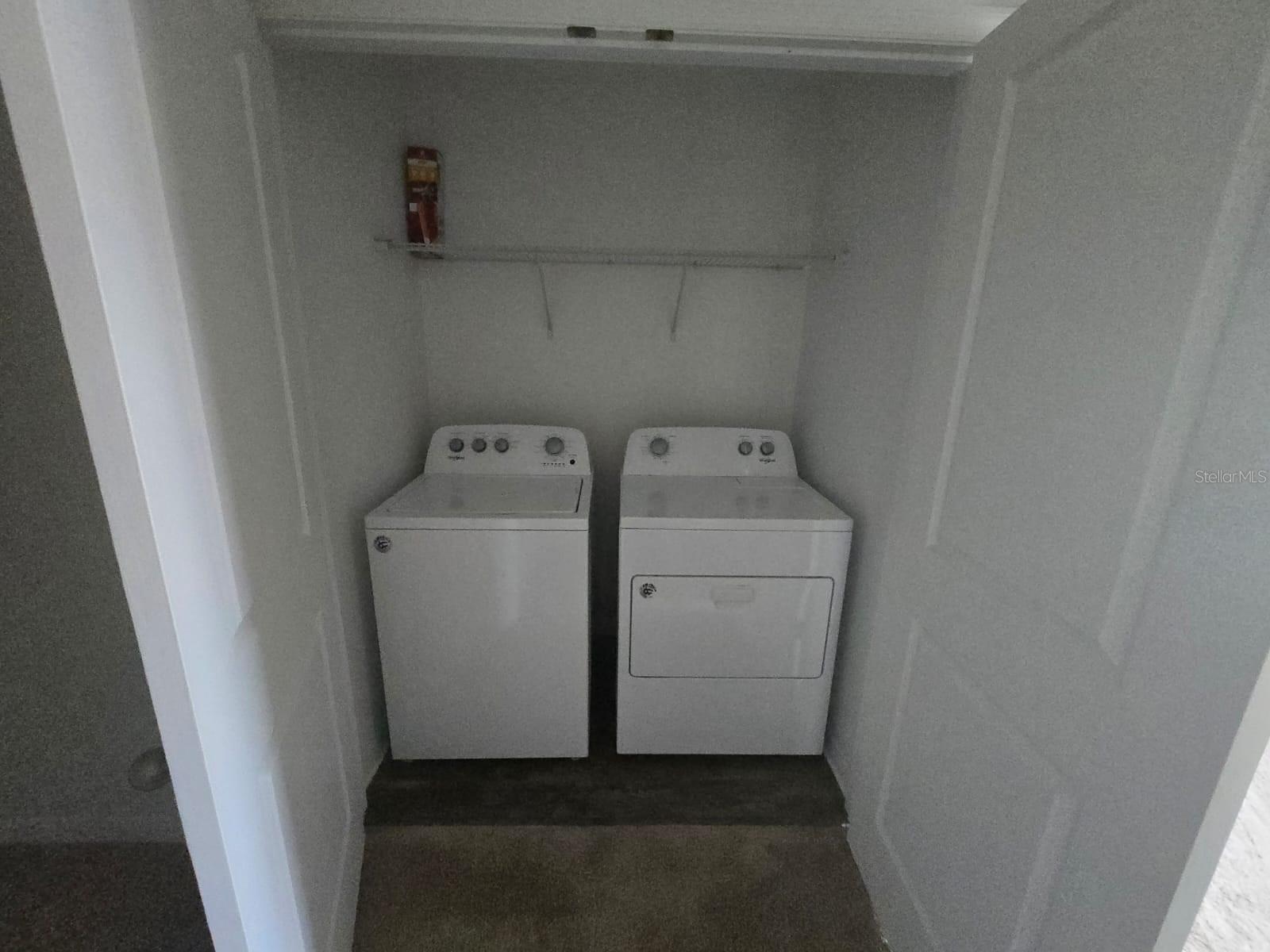 Image 10 of 30 For 936 Grandin Street