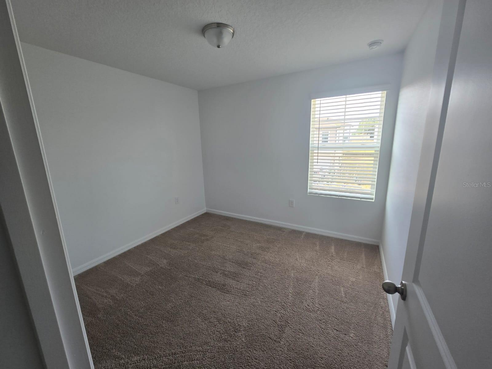 Image 12 of 30 For 936 Grandin Street