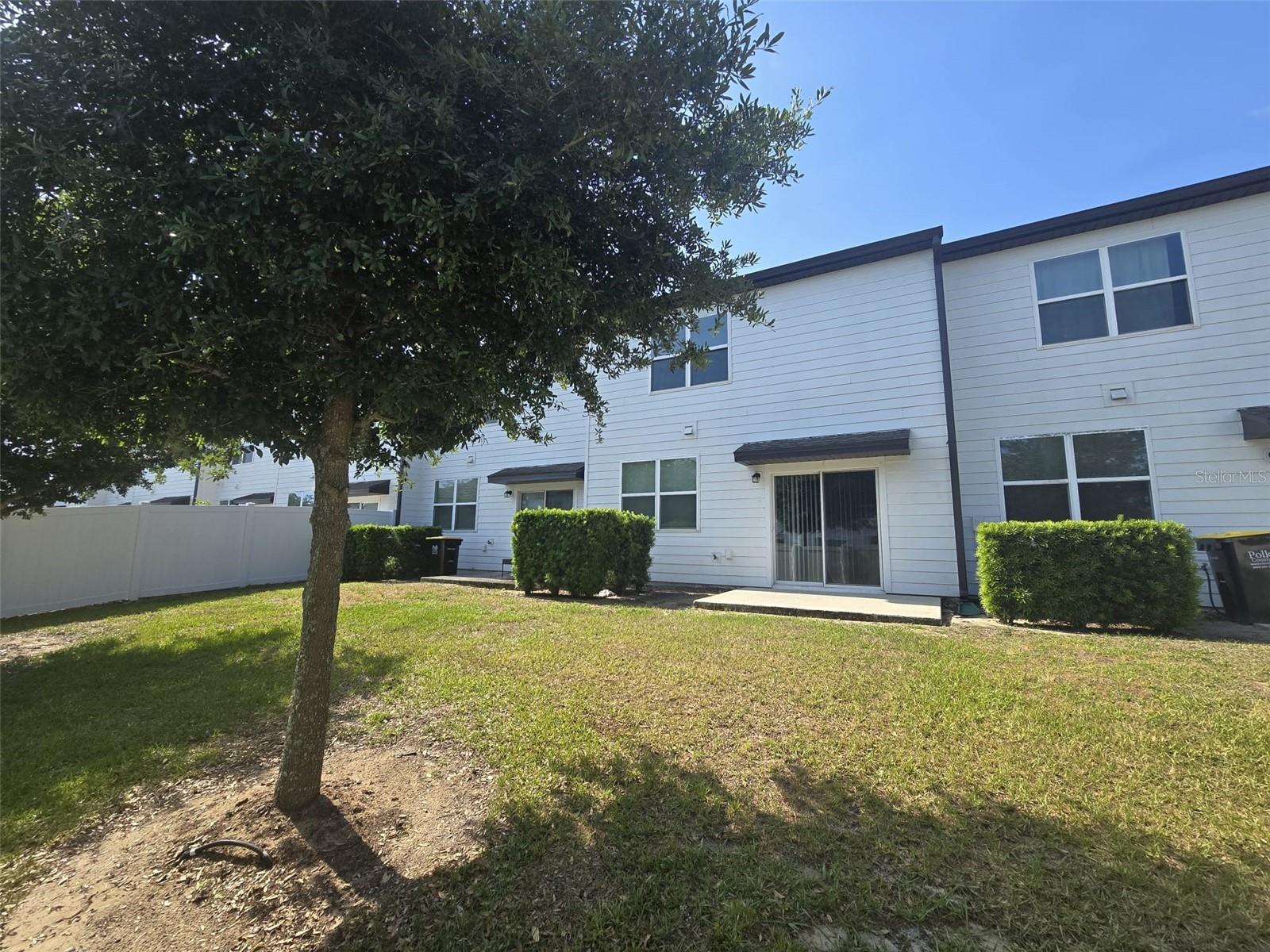 Image 15 of 30 For 936 Grandin Street