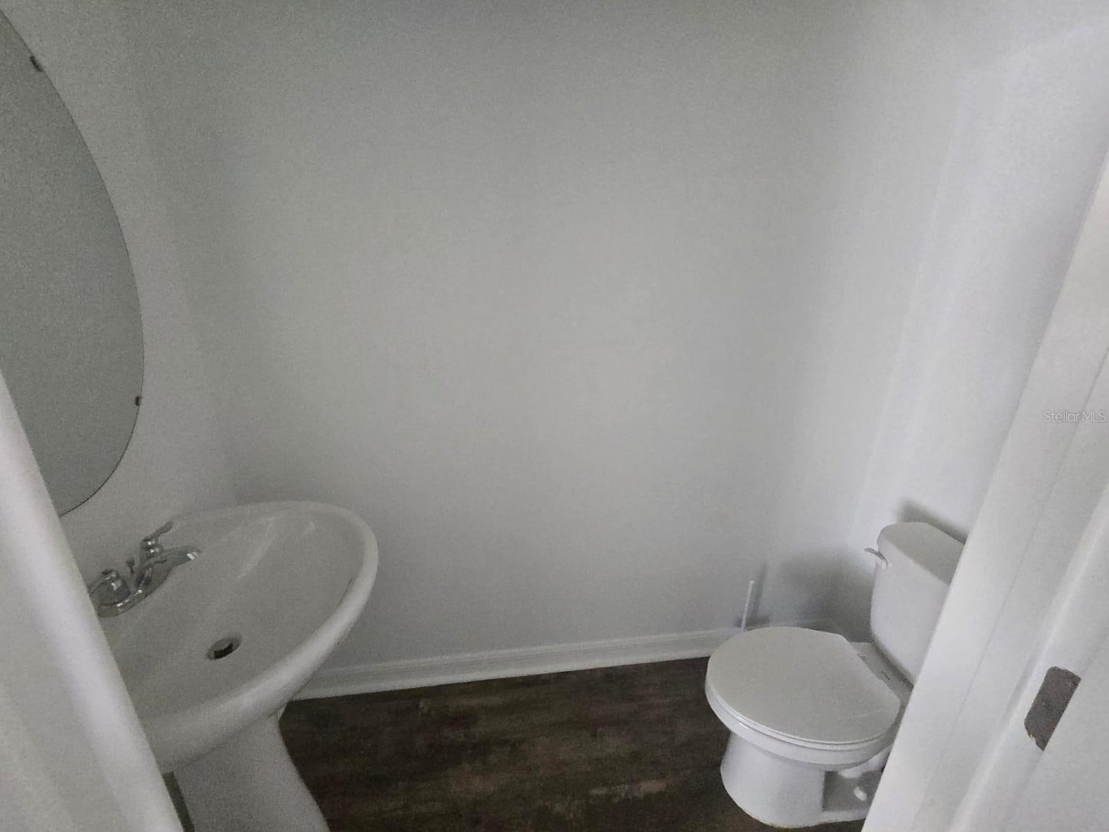 Image 6 of 30 For 936 Grandin Street