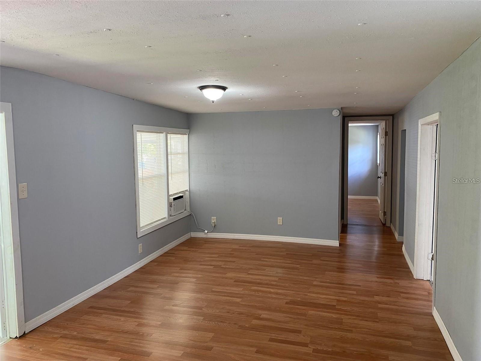 Image 6 of 16 For 5068 Santos Road
