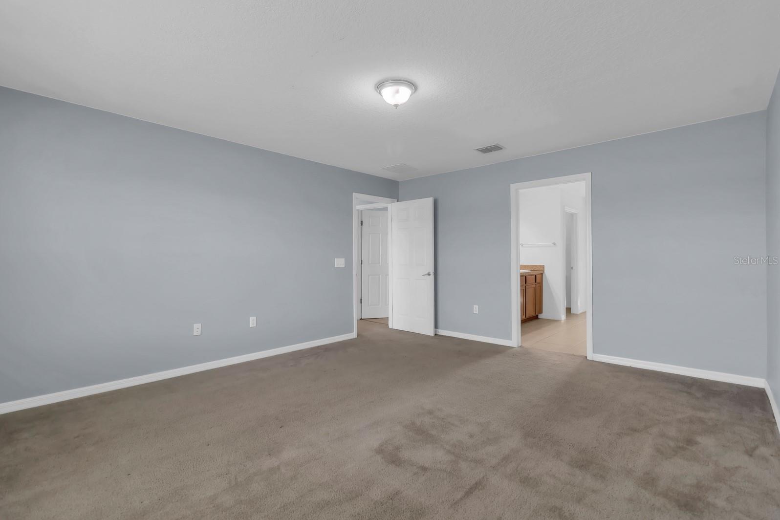 Image 21 of 45 For 2493 Addison Creek Drive
