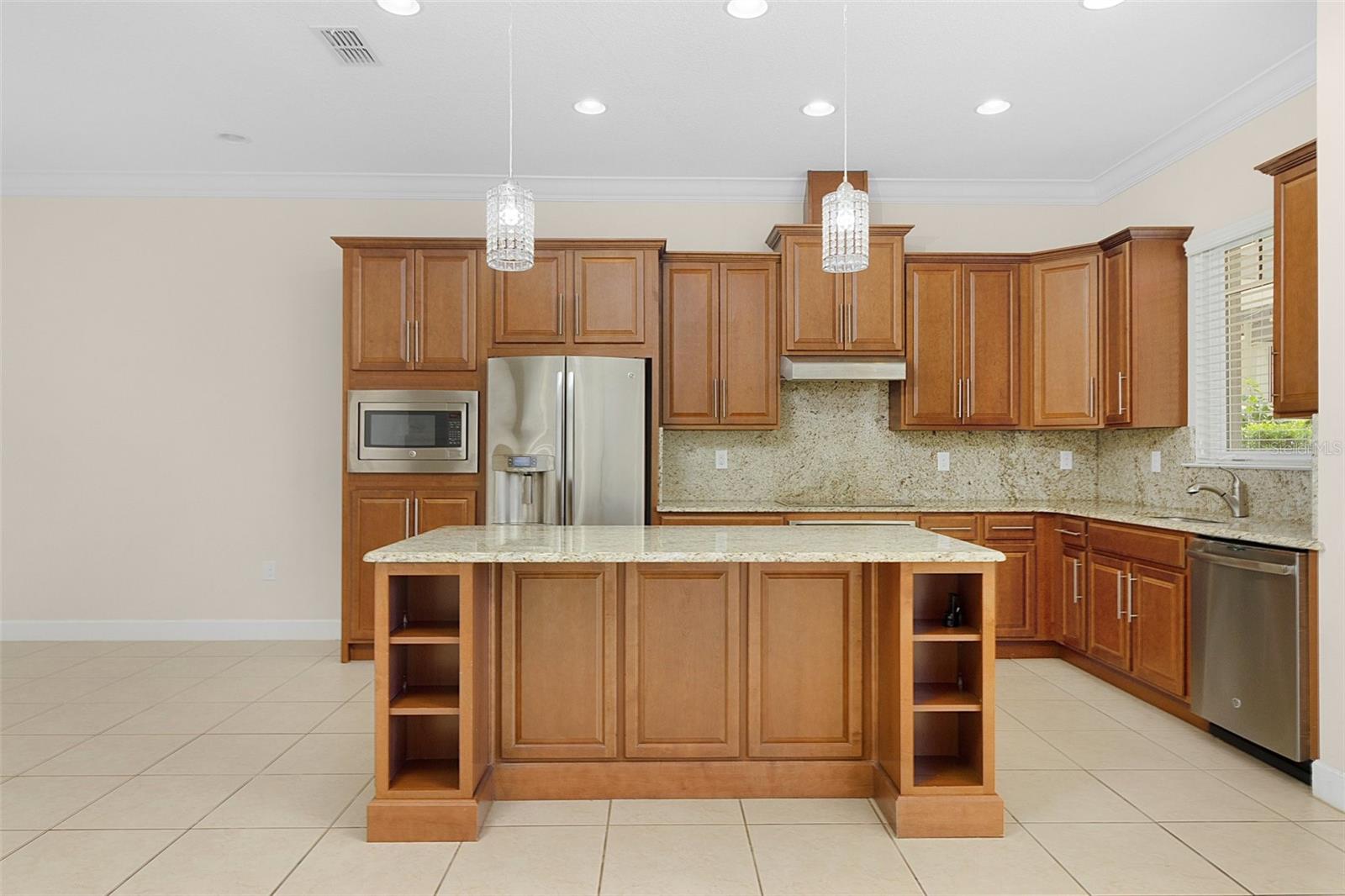 Image 17 of 64 For 13813 Benavente Avenue