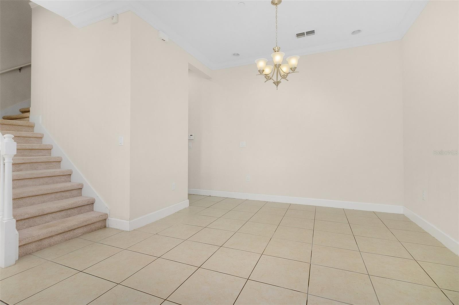 Image 19 of 64 For 13813 Benavente Avenue