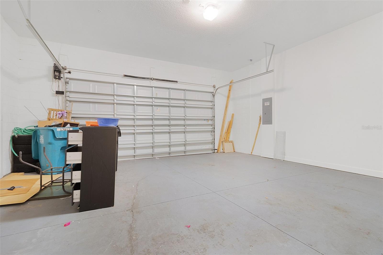 Image 22 of 64 For 13813 Benavente Avenue