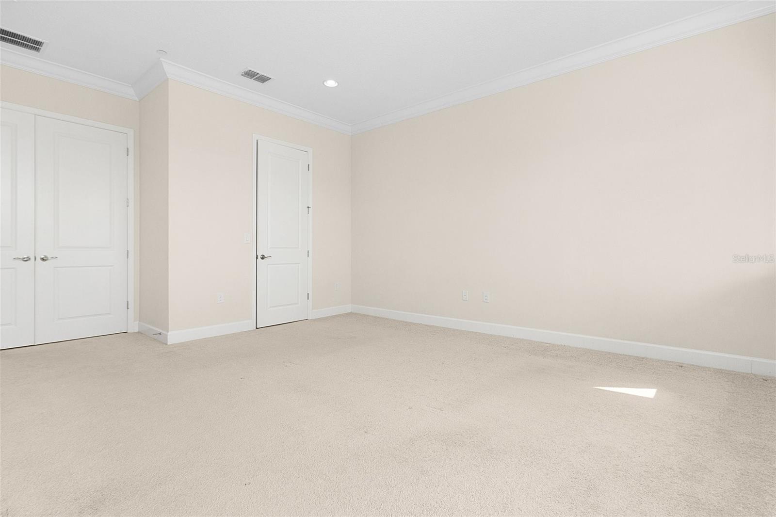 Image 28 of 64 For 13813 Benavente Avenue