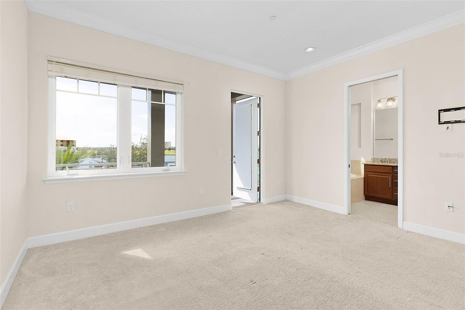 Image 30 of 64 For 13813 Benavente Avenue