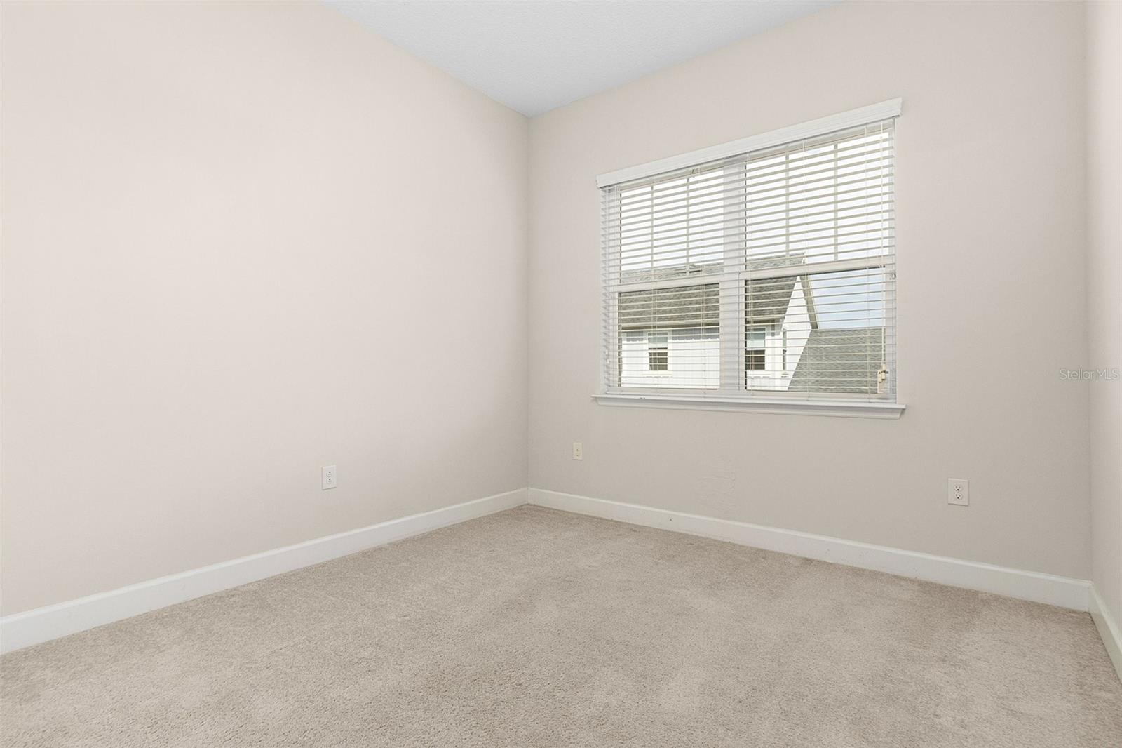 Image 37 of 64 For 13813 Benavente Avenue