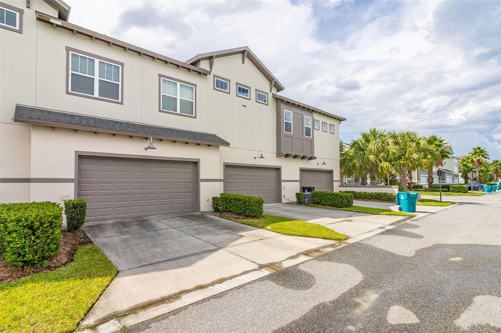 Image 6 of 64 For 13813 Benavente Avenue