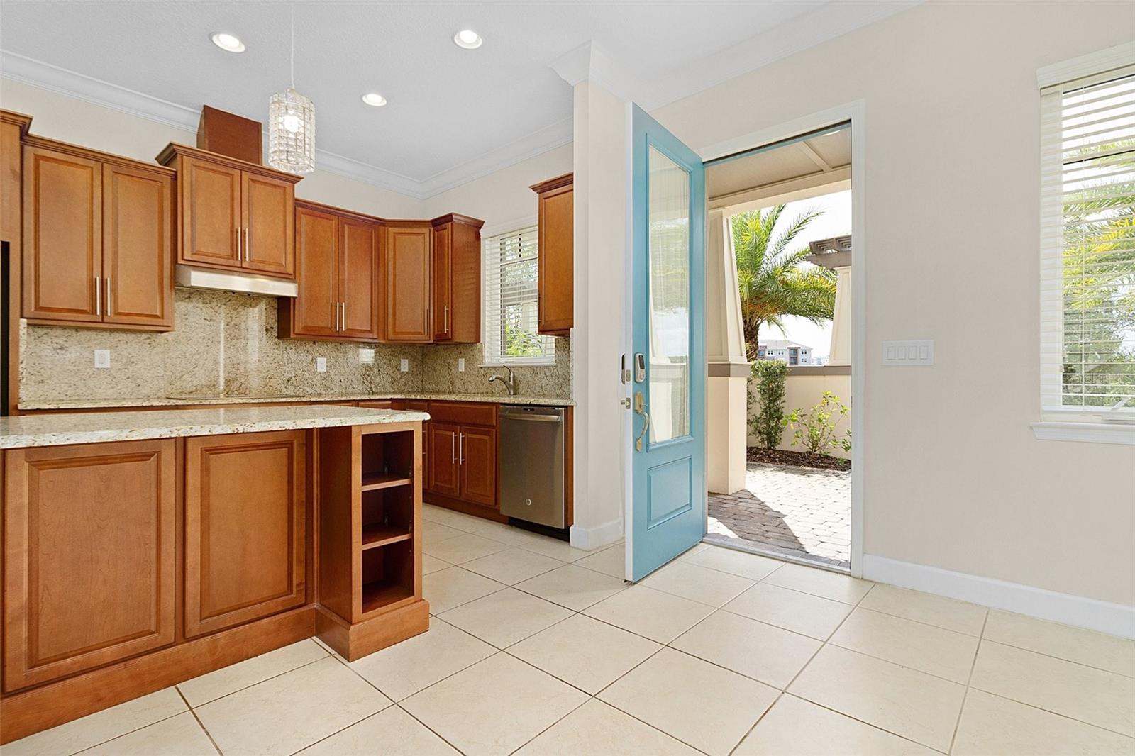 Image 7 of 64 For 13813 Benavente Avenue