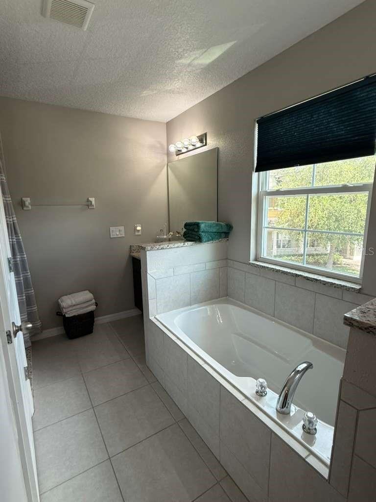 Image 19 of 24 For 4800 Poolside Drive