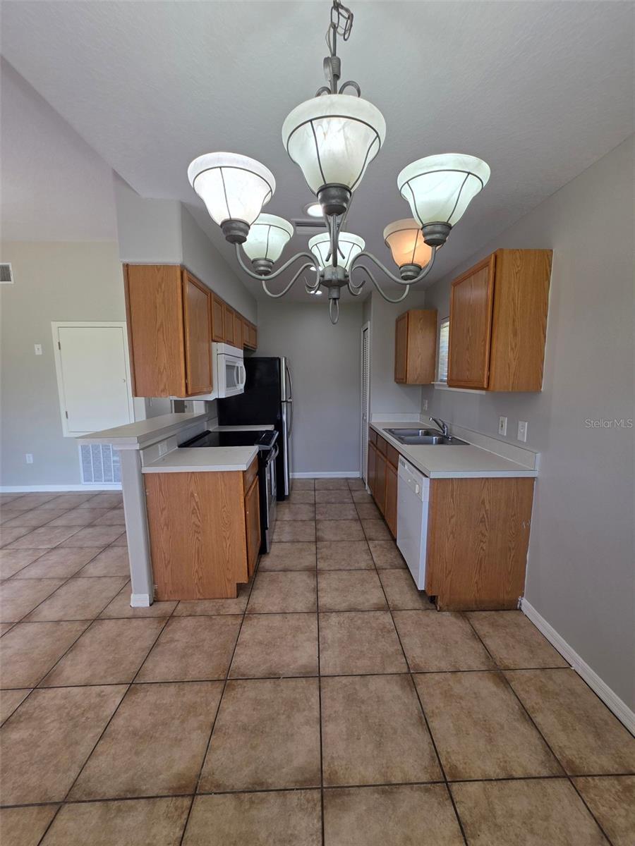 Image 11 of 30 For 106 Herring Lane