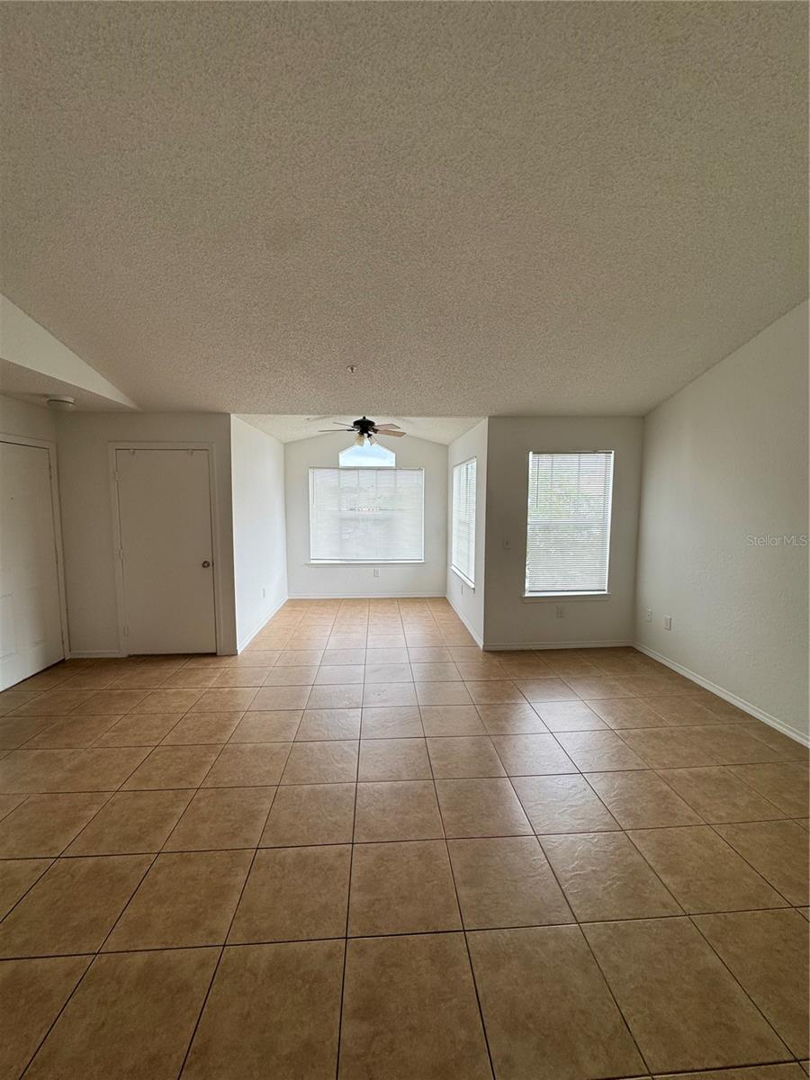 Image 3 of 7 For 2218 Grand Cayman Court 1331