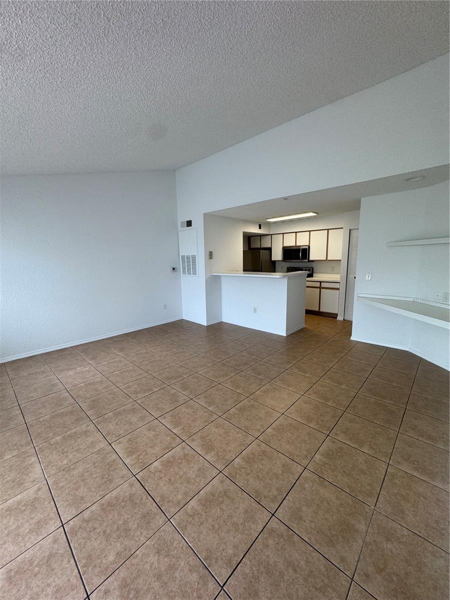 Image 5 of 7 For 2218 Grand Cayman Court 1331