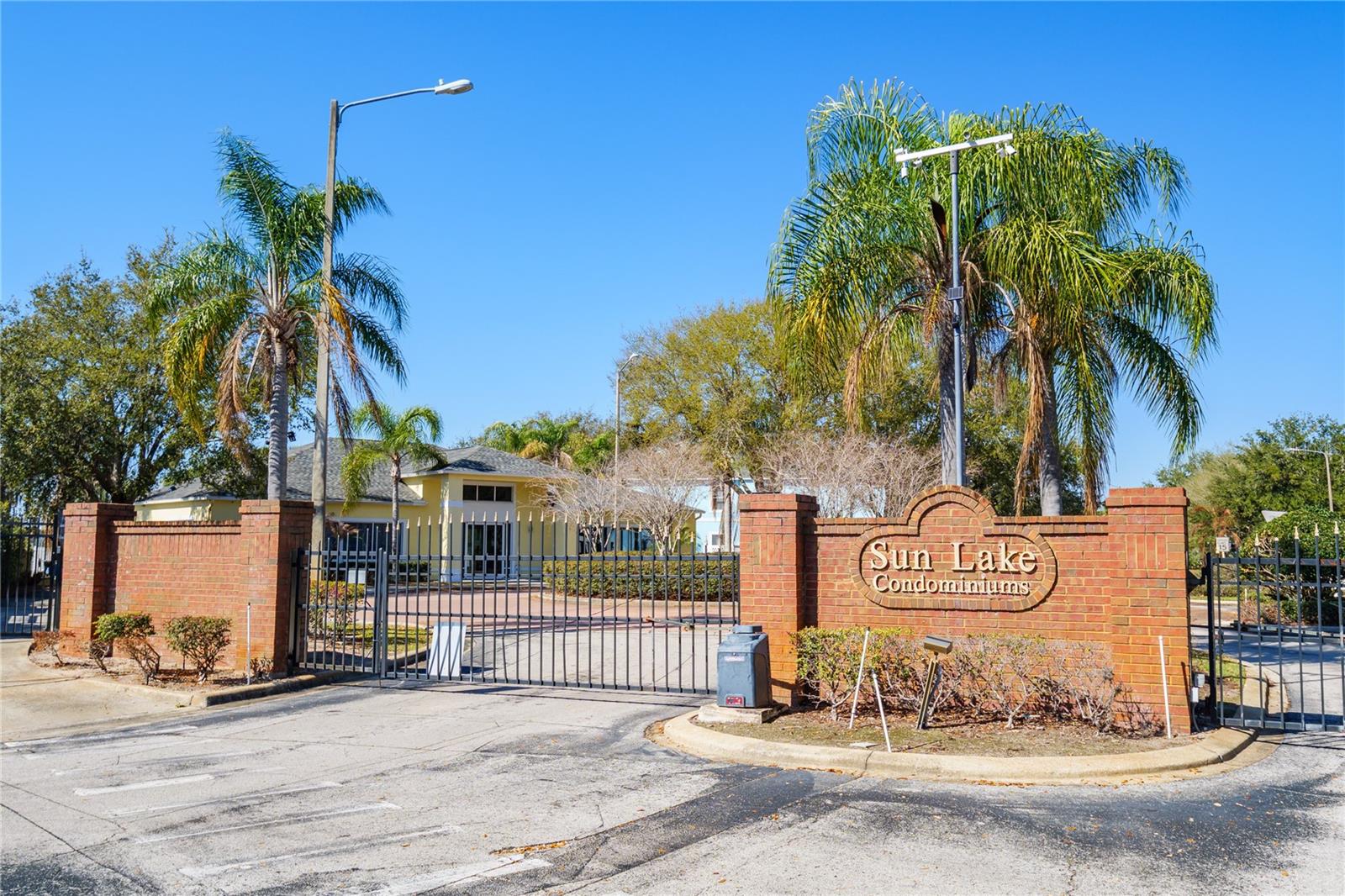 Image 2 of 28 For 3125 Sun Lake Court B