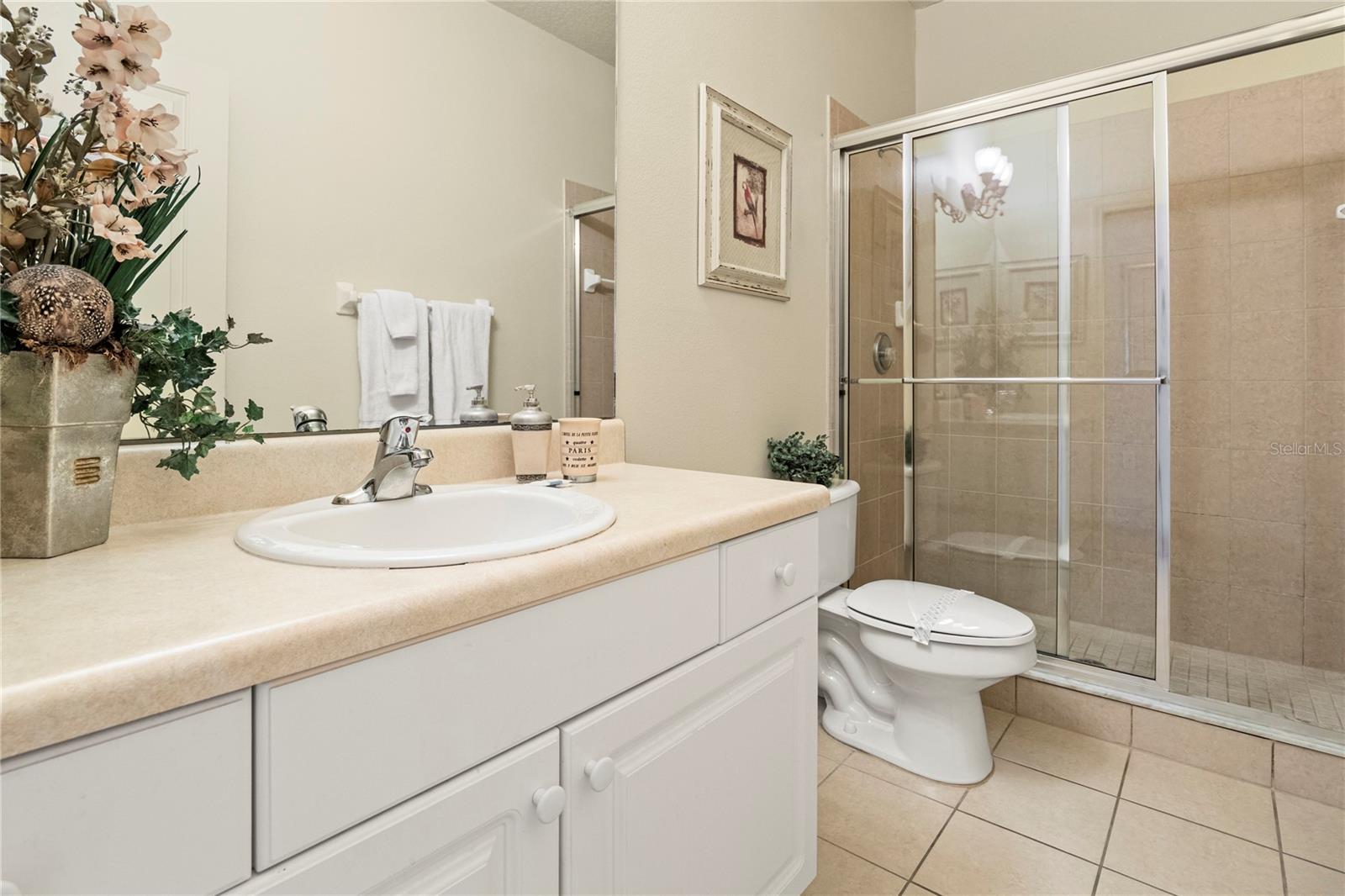 Image 8 of 28 For 3125 Sun Lake Court B