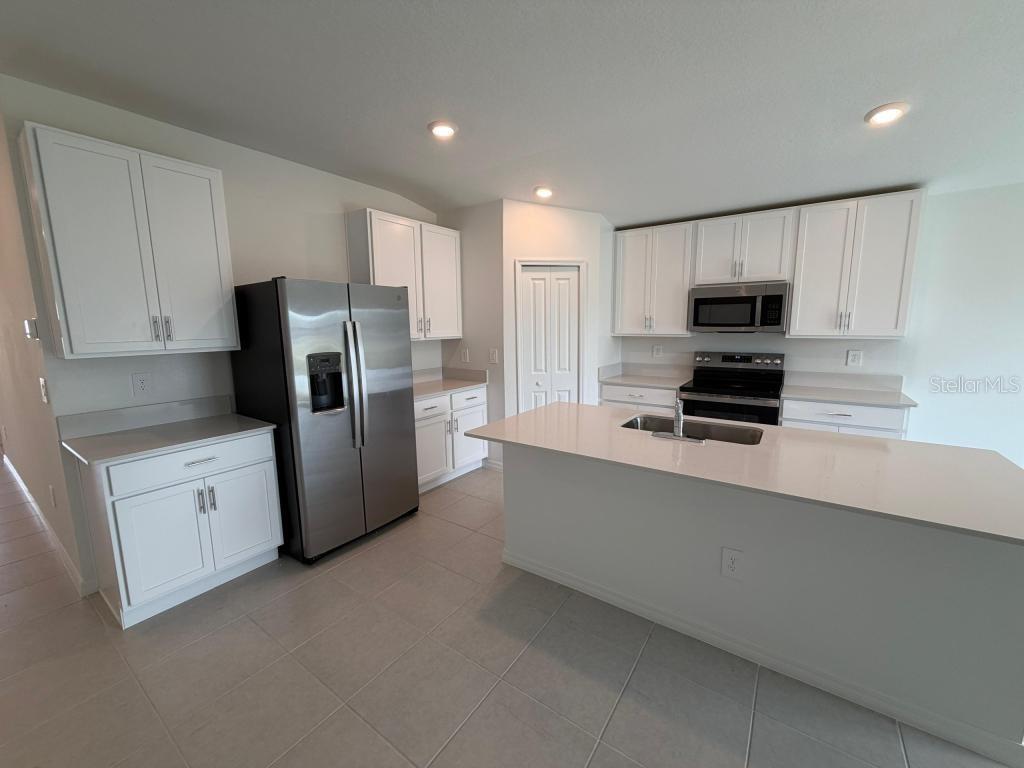 Image 7 of 22 For 2167 Lone Oak Lane