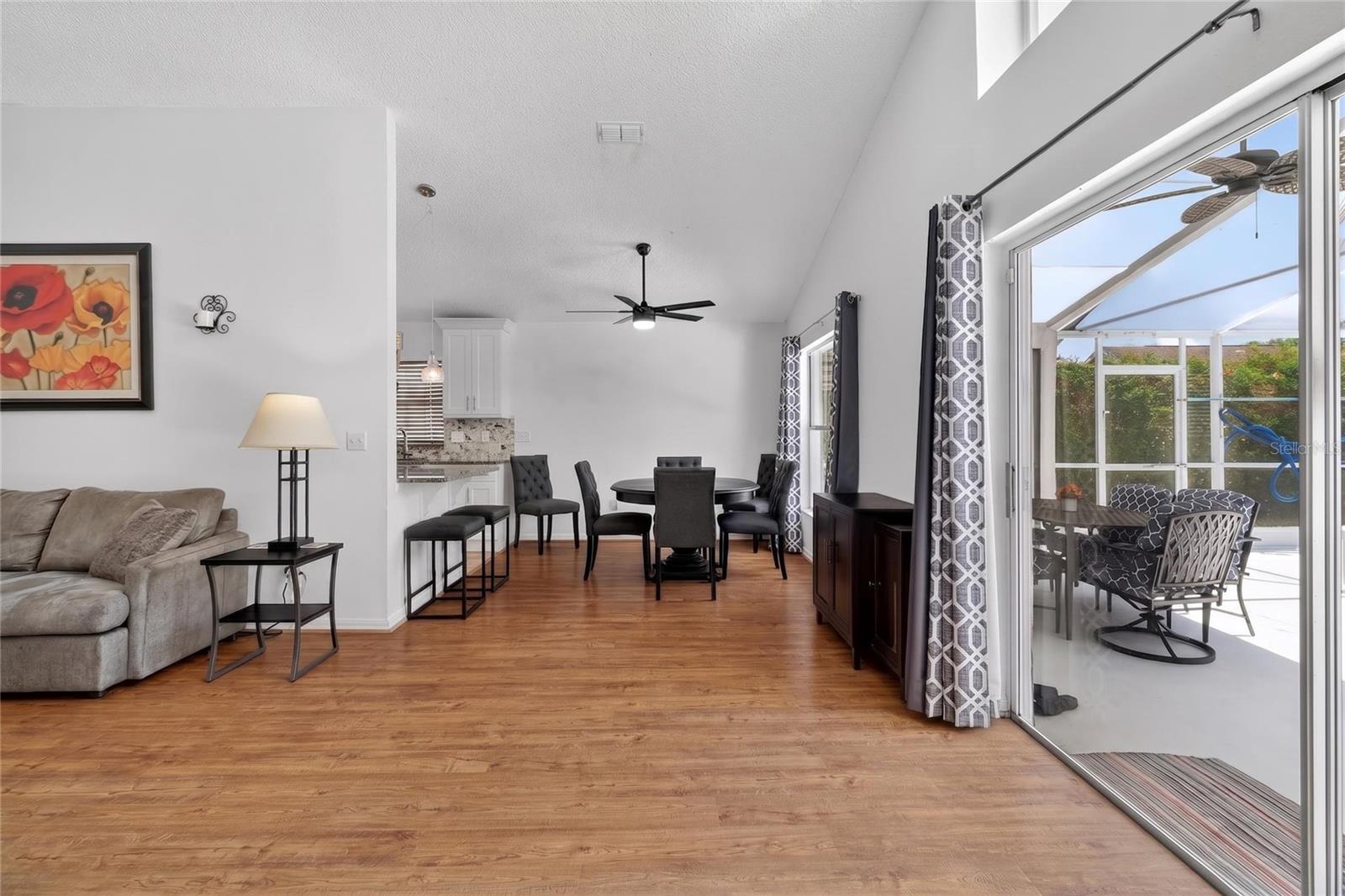 Image 13 of 59 For 2272 Mallory Cir Circle