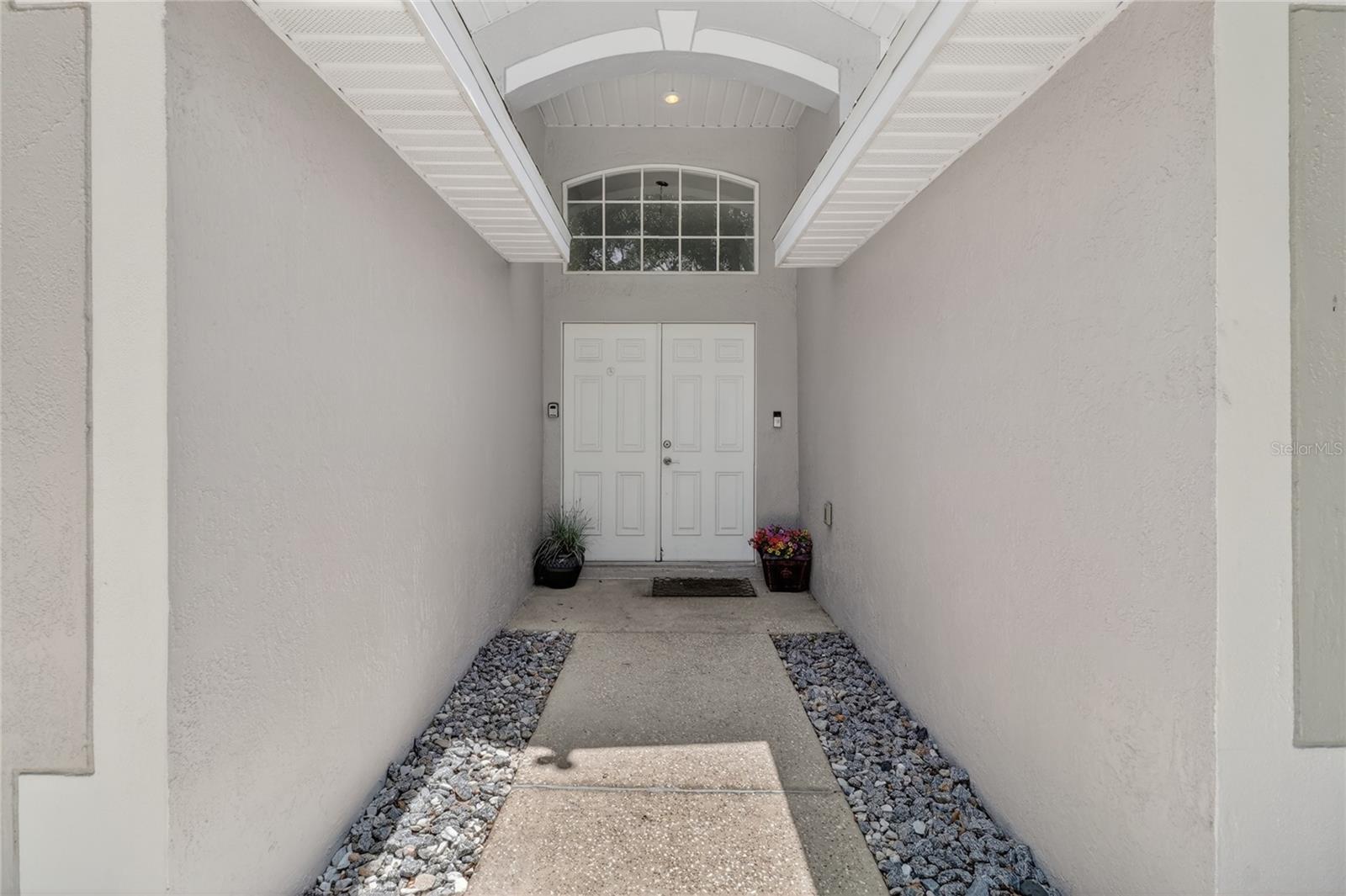 Image 3 of 59 For 2272 Mallory Cir Circle