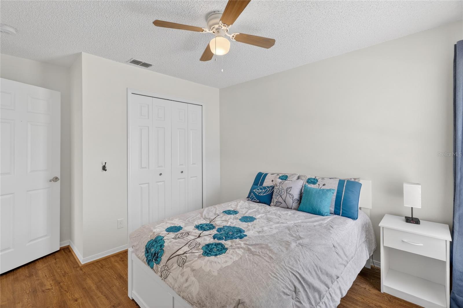 Image 32 of 59 For 2272 Mallory Cir Circle