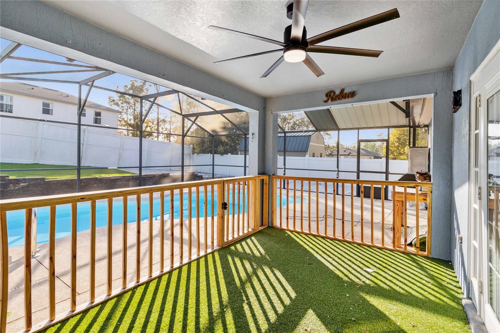 Image 33 of 52 For 402 Rio Grande Court