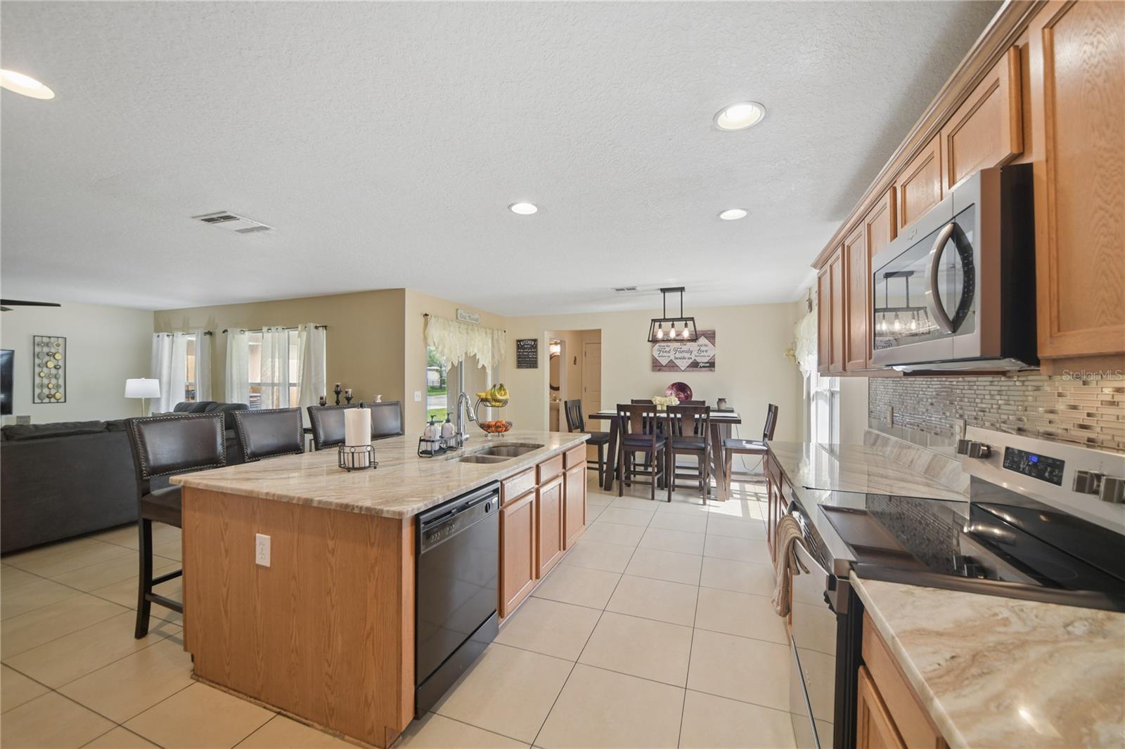 Image 13 of 45 For 13619 Phoenix Drive