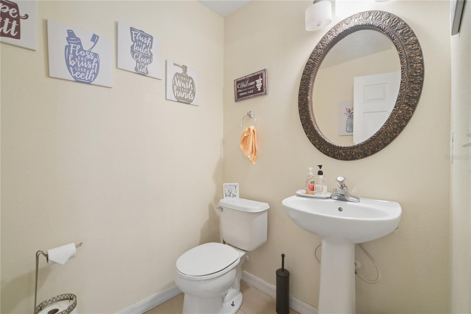 Image 18 of 45 For 13619 Phoenix Drive