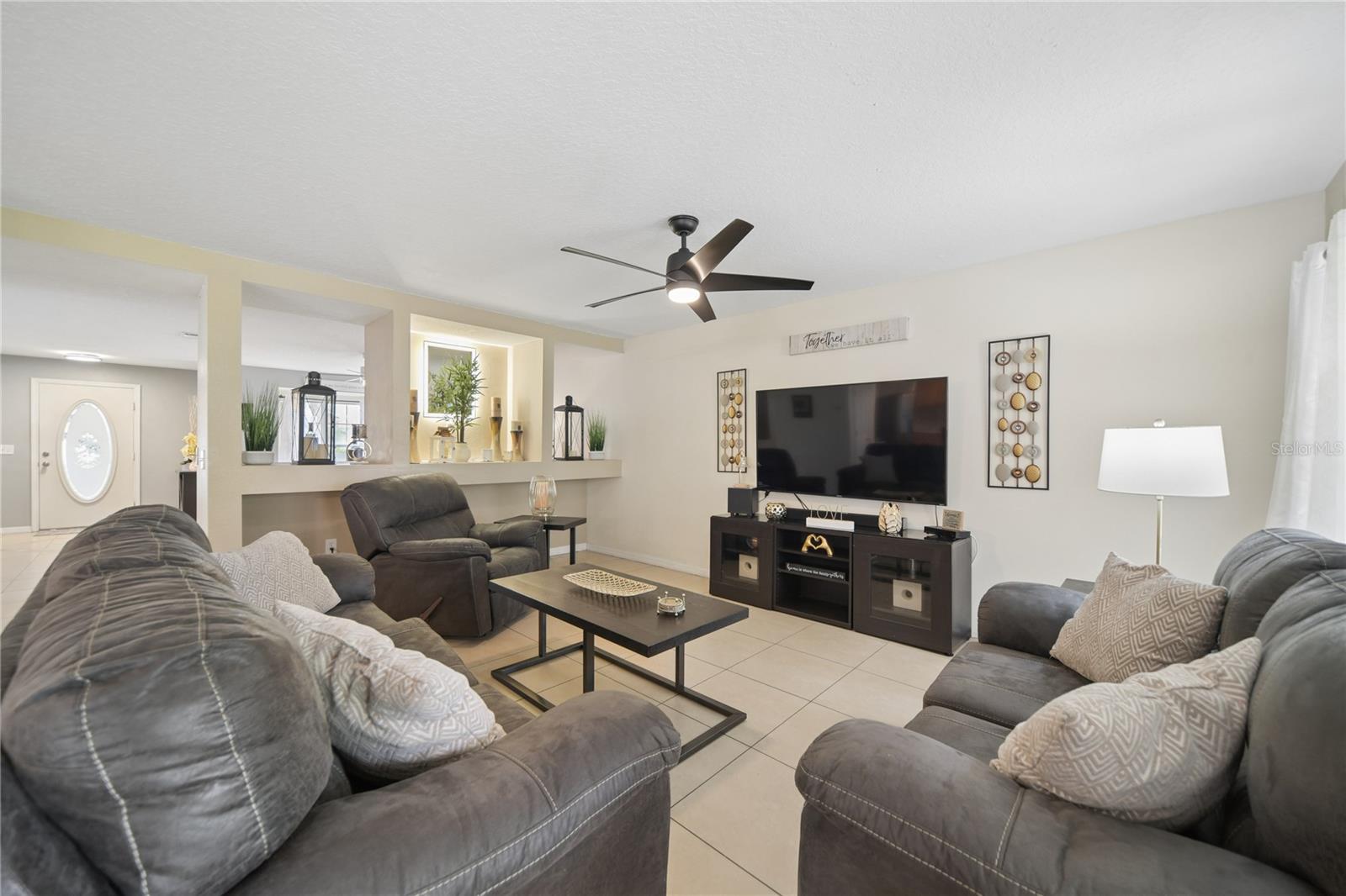 Image 19 of 45 For 13619 Phoenix Drive