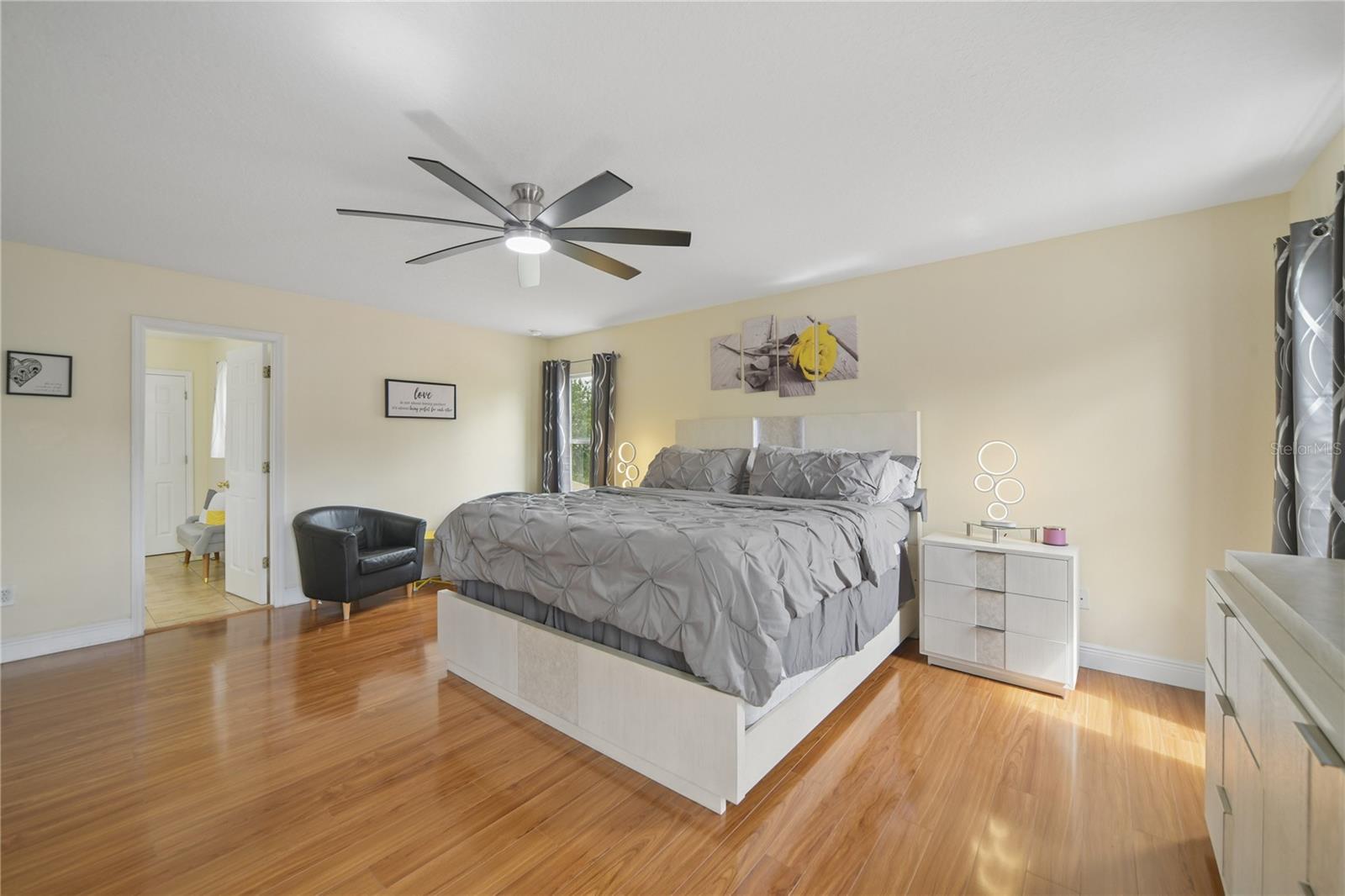 Image 24 of 45 For 13619 Phoenix Drive