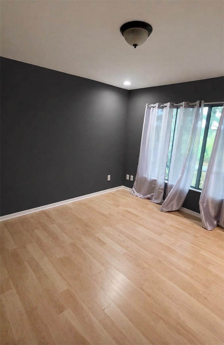 Image 5 of 14 For 2203 Silver Pines Place 601