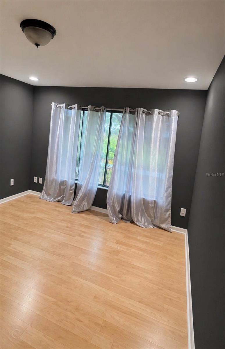 Image 6 of 14 For 2203 Silver Pines Place 601