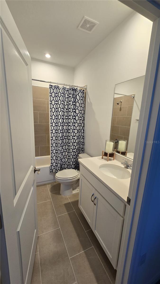 Image 12 of 15 For 33259 Country House Drive